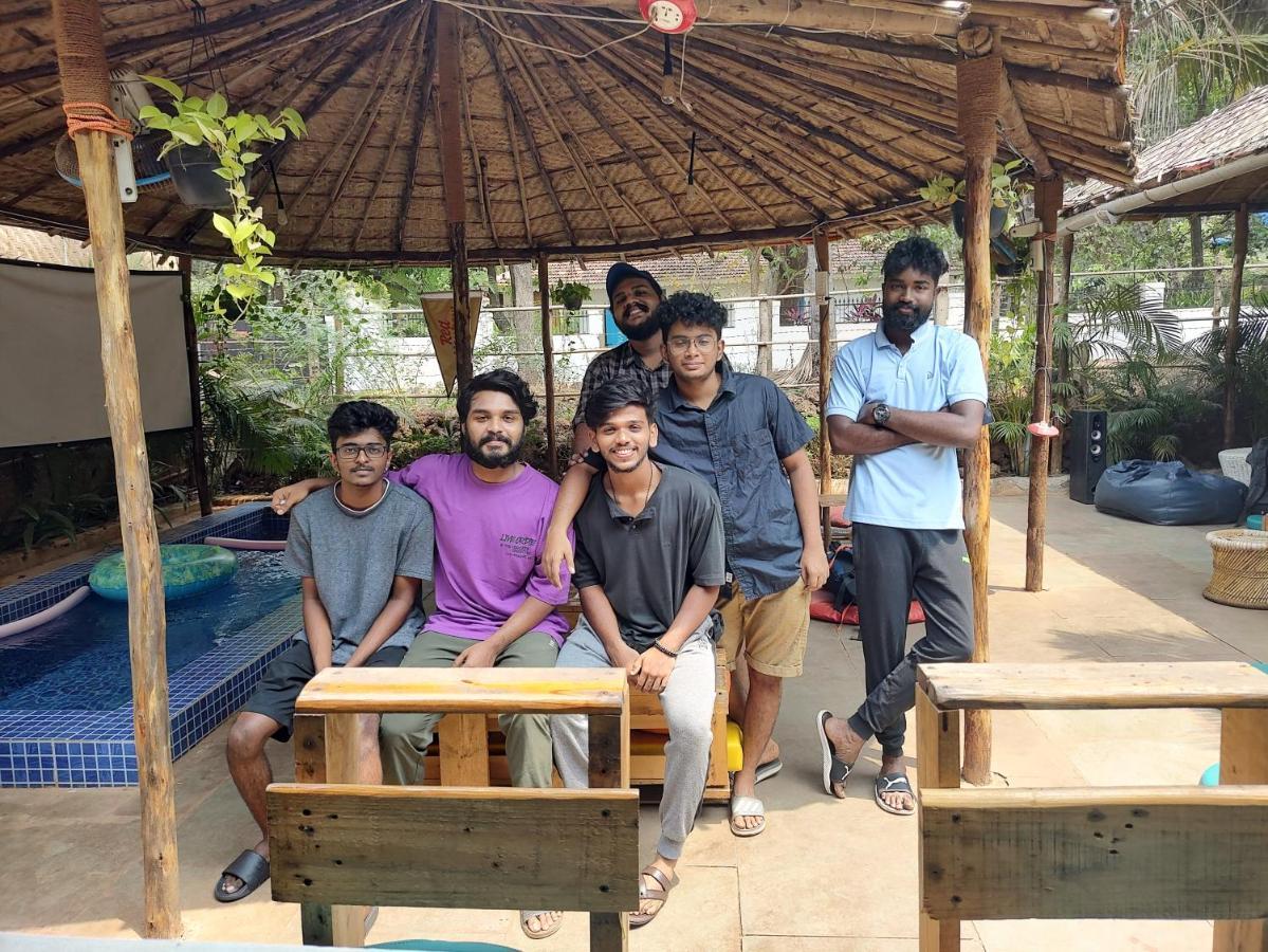 Red Monkeys Hostel Arambol Exterior foto
