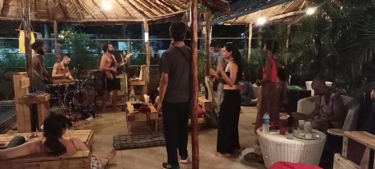 Red Monkeys Hostel Arambol Exterior foto